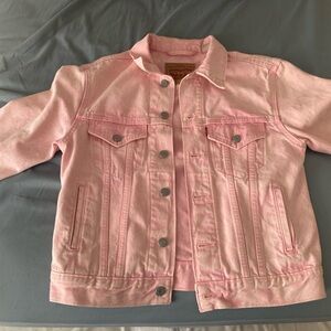 Levi’s pink denim jacket xs
